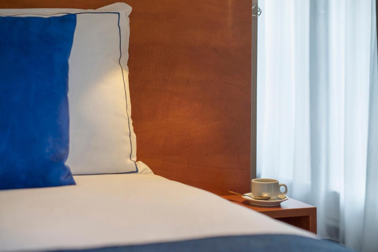 The Originals Boutique, Hotel Admiral'S, لي سابلِ دولونْ المظهر الخارجي الصورة